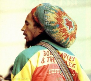 Hoy es el cumpleaños de Bob Marley y nuestra pagina dedicada al rey del reggae llega a los 2000 post