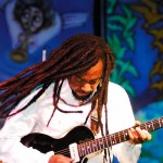 Taj Weekes & Adowa, Roots en tránsito